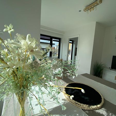 The Ocean Breeze 2 Apartment De Haan Exterior photo