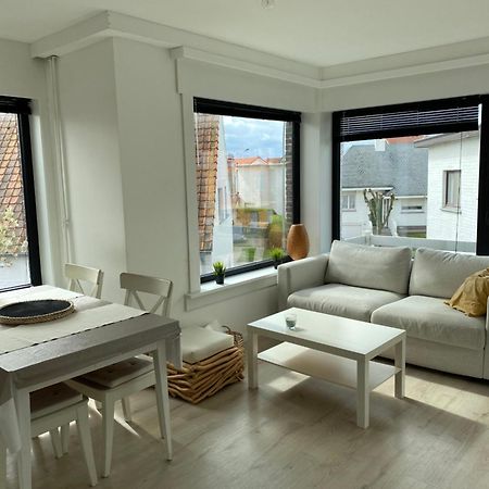 The Ocean Breeze 2 Apartment De Haan Exterior photo